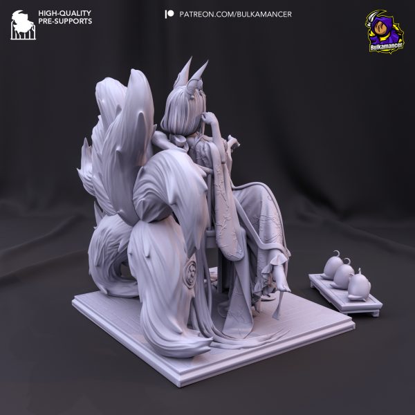 Matriarca del Fuego Carmesí . Elegancia Imperial y Devoción Eterna