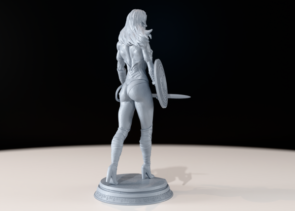 La Amazona del Escudo Dorado . Justicia, Valor y Honor